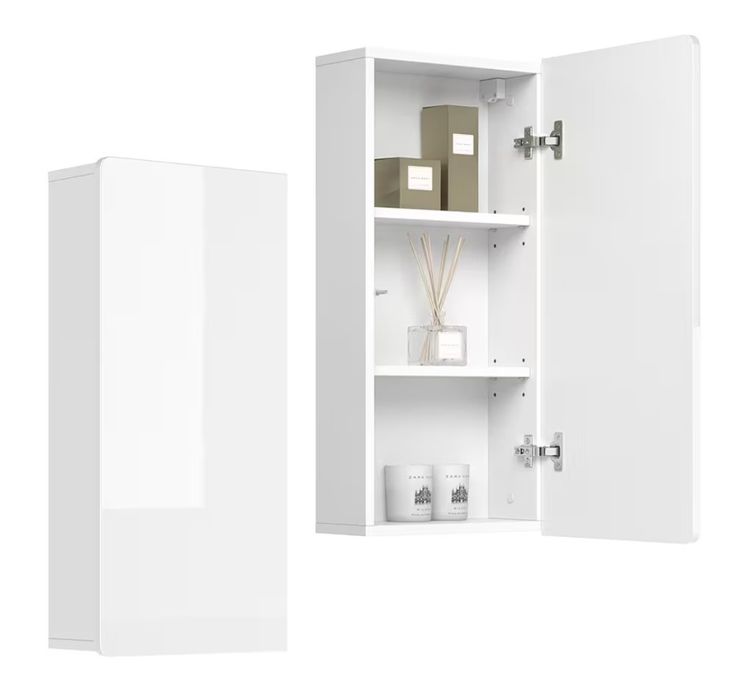 Стенен бял шкаф 4724