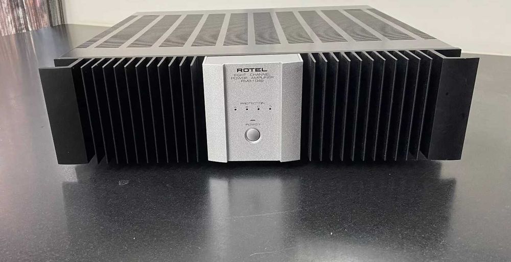 Усилвател Rotel RMB-1048