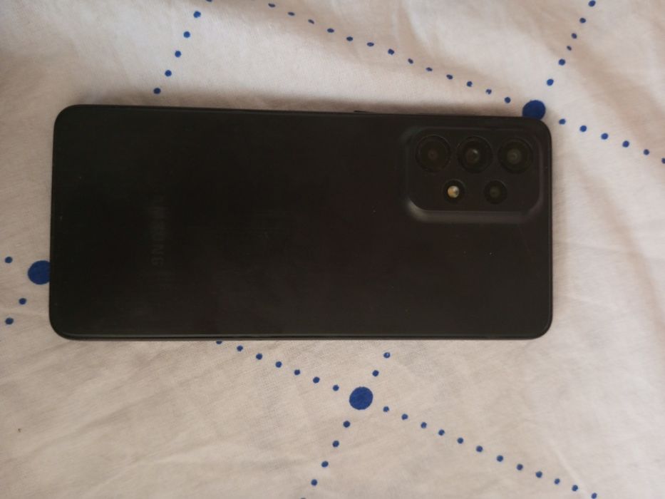 Samsung a33 pul zarurligi uchun sotyabman
