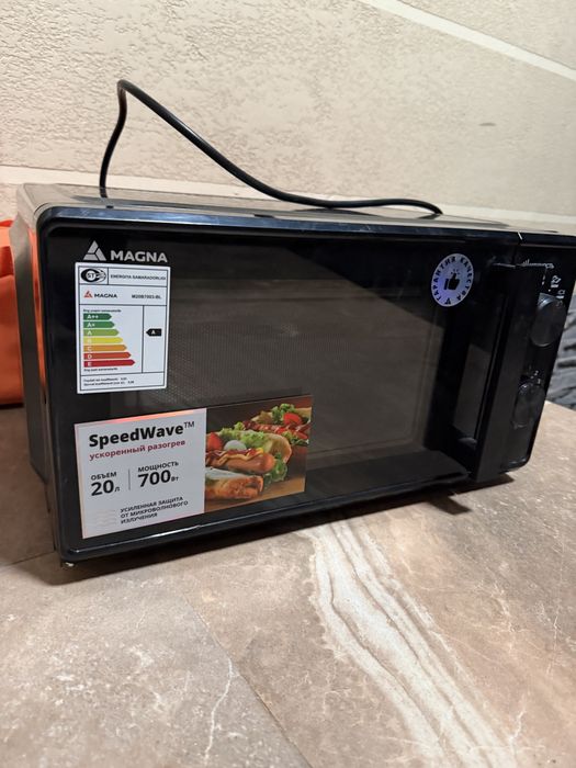 Микроволновая печь Magna