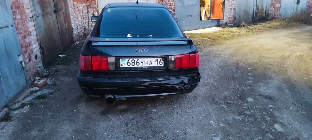 Ауди 80 Б4 , 1992 .
