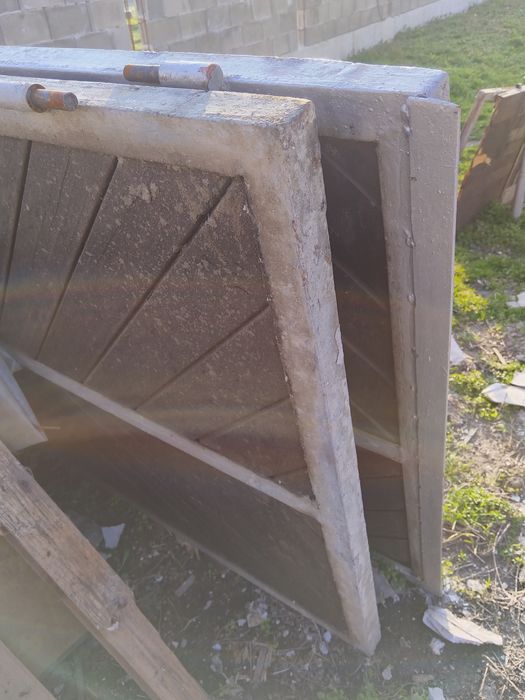 Гаражни  врати и каса