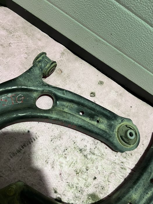 Brat brate bascula suspensie fata stanga dreapta pt vw passat b8 arteo