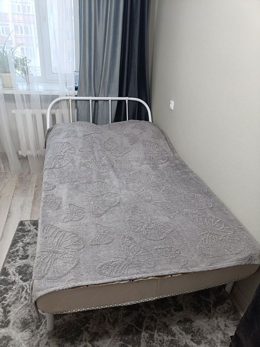 Кровать 120*200 с матрасом