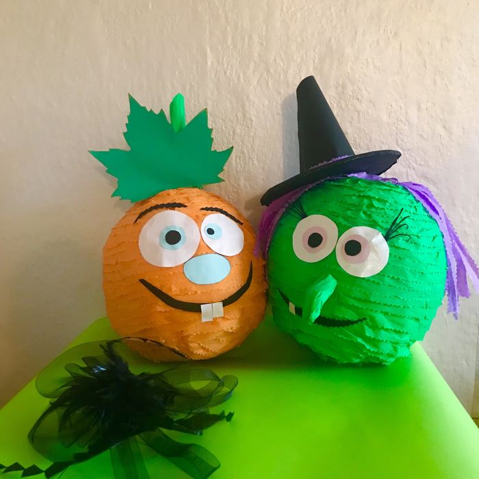 Пинята  пълна с лакомства 20€