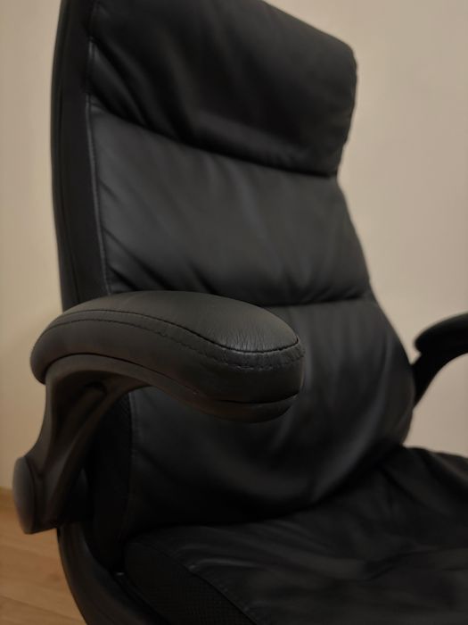 Президентски офис стол