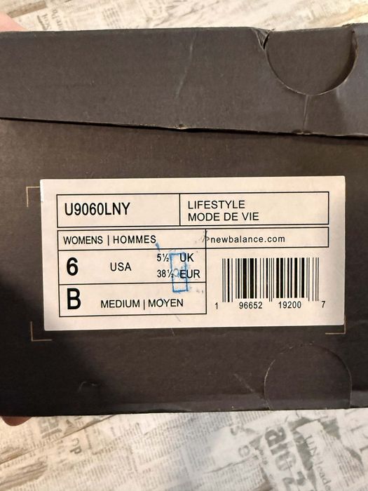 Обувки New balance 9060 нови дамски номер 38,5