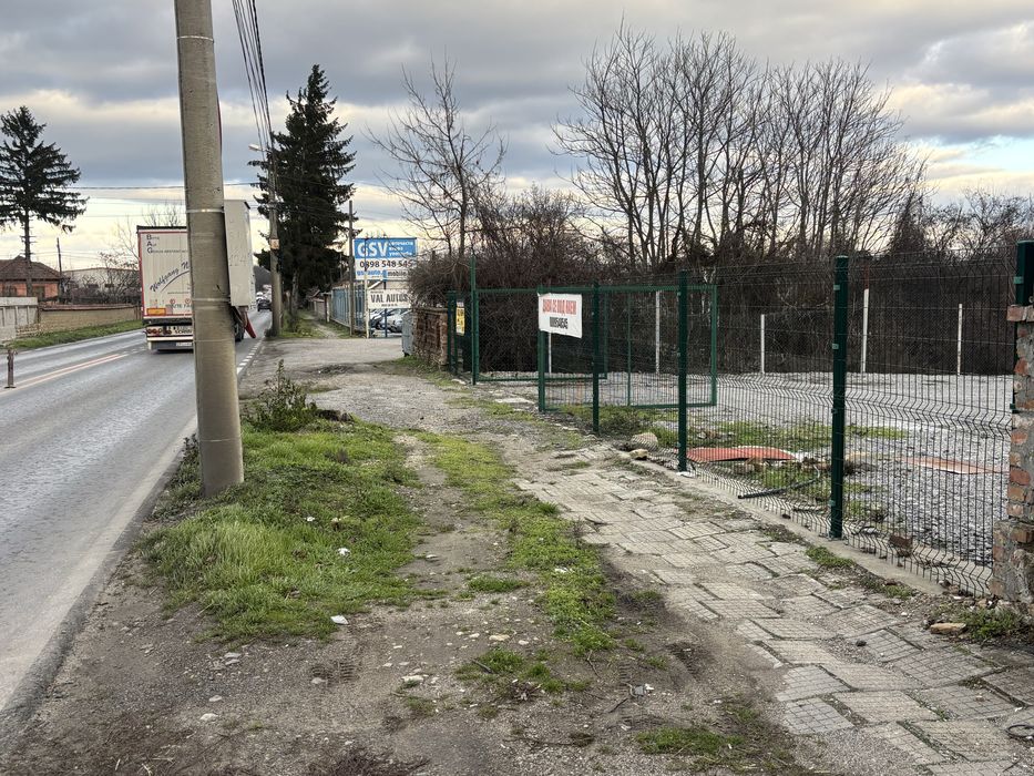 Парцел  Паркинг Офис Под наем обл Велико Търново с Самоводене  Главен път Е85