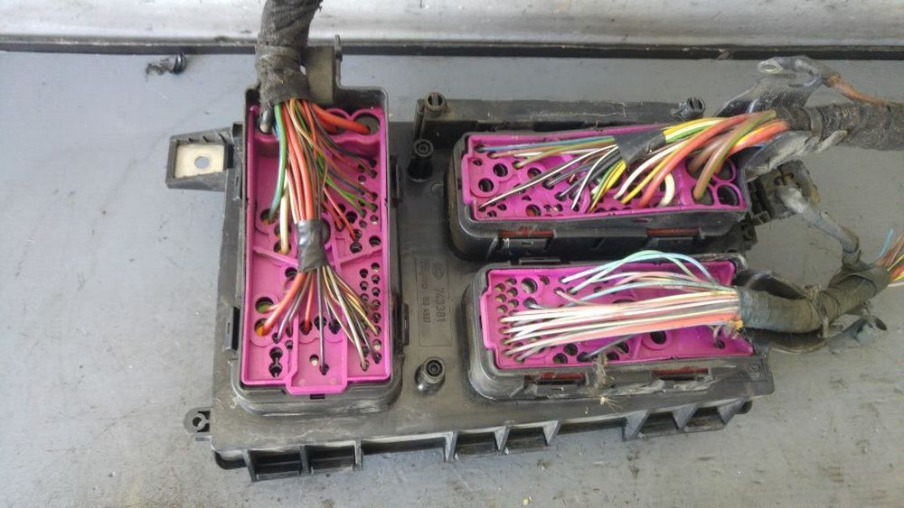 tablou panou sigurante 1.7 cdti z17dth opel astra h 743381 0-1534921-1