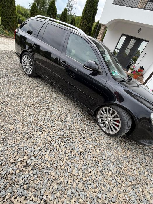 SKODA Octavia 2012 — imagine 2