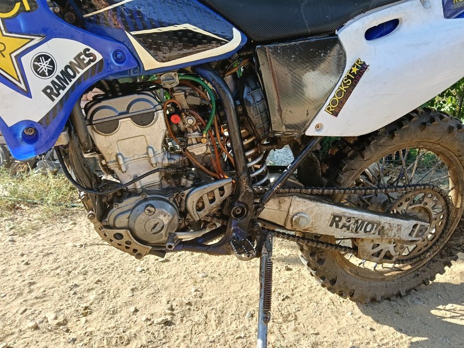 Yamaha wr 250  in 4 timpi stare foarte buna