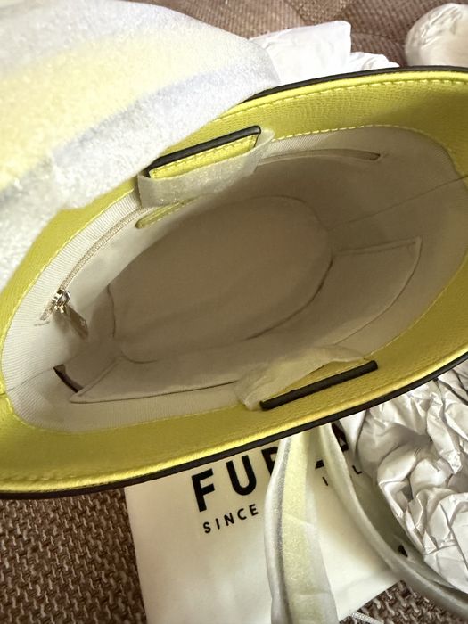 Bucket Furla Roxie в два цвята