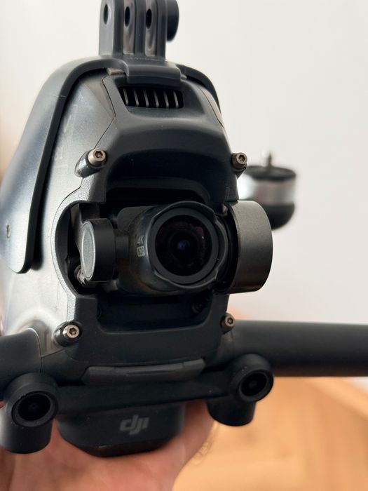 Дрон DJI FPV + 2 Батерии + ND Филтри - ПЕРФЕКТЕН!