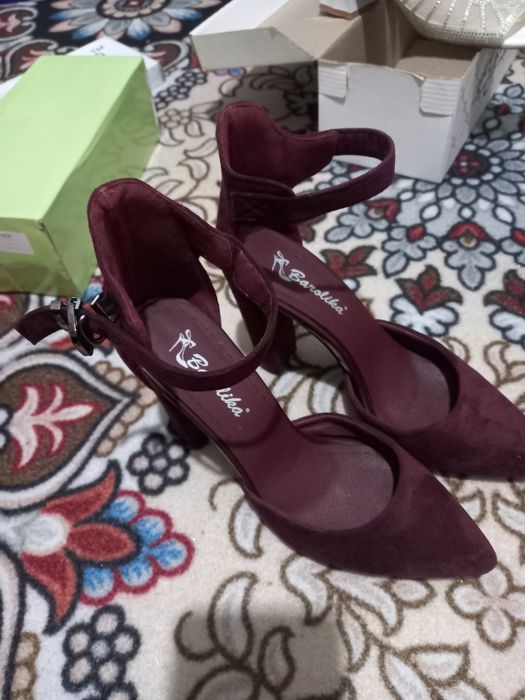 Баланд каблокли туфли кизил ранг