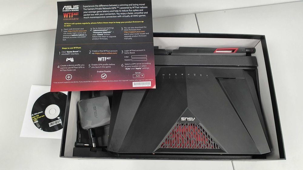 Vand router wireless ASUS RT-AC88U Dual-Band, Gigabit, in stare excelenta