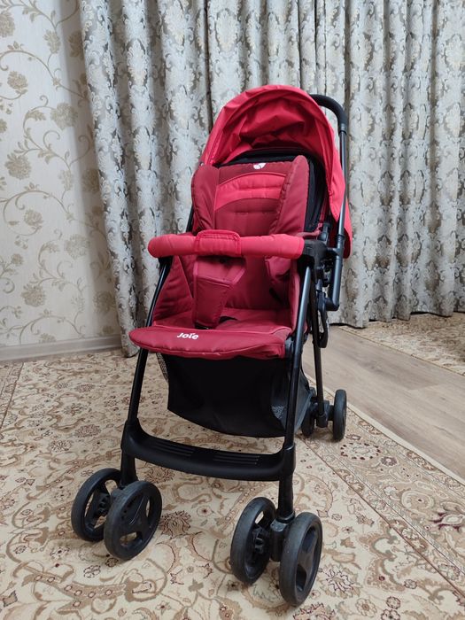 Продам коляску,манеж, комплекс срочно