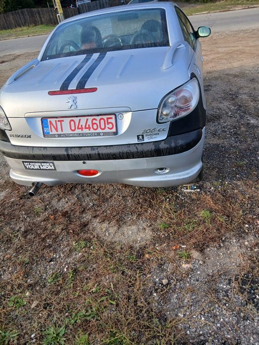 Vând Peugeot 206cc