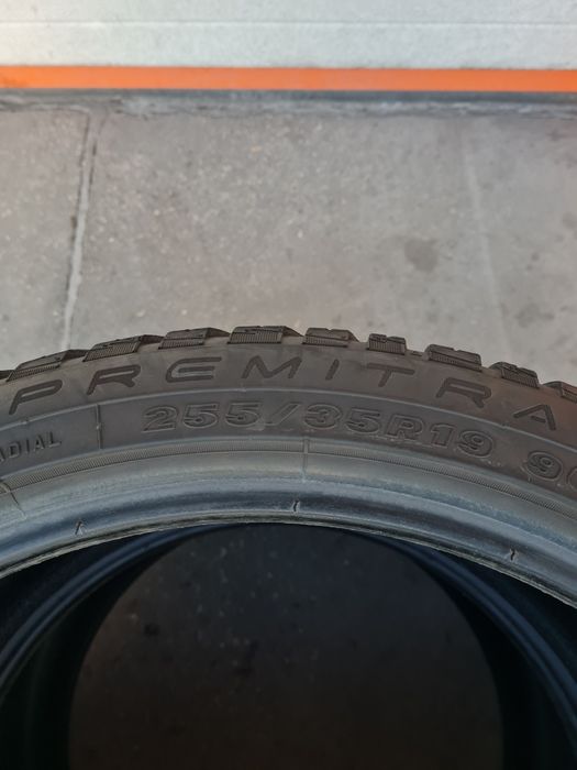 Всесезонни гуми 2 броя MAXXIS Premitra AllSeason AP3 255 35 R19 дот 3923