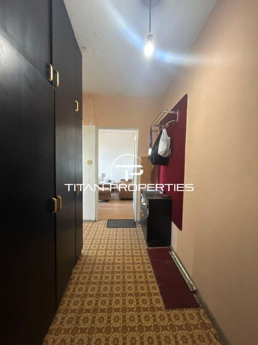 Продава се Двустаен апартамент в Пловдив, Изгрев - 44 кв.м за 1250 €/кв.м - Снимка #1
