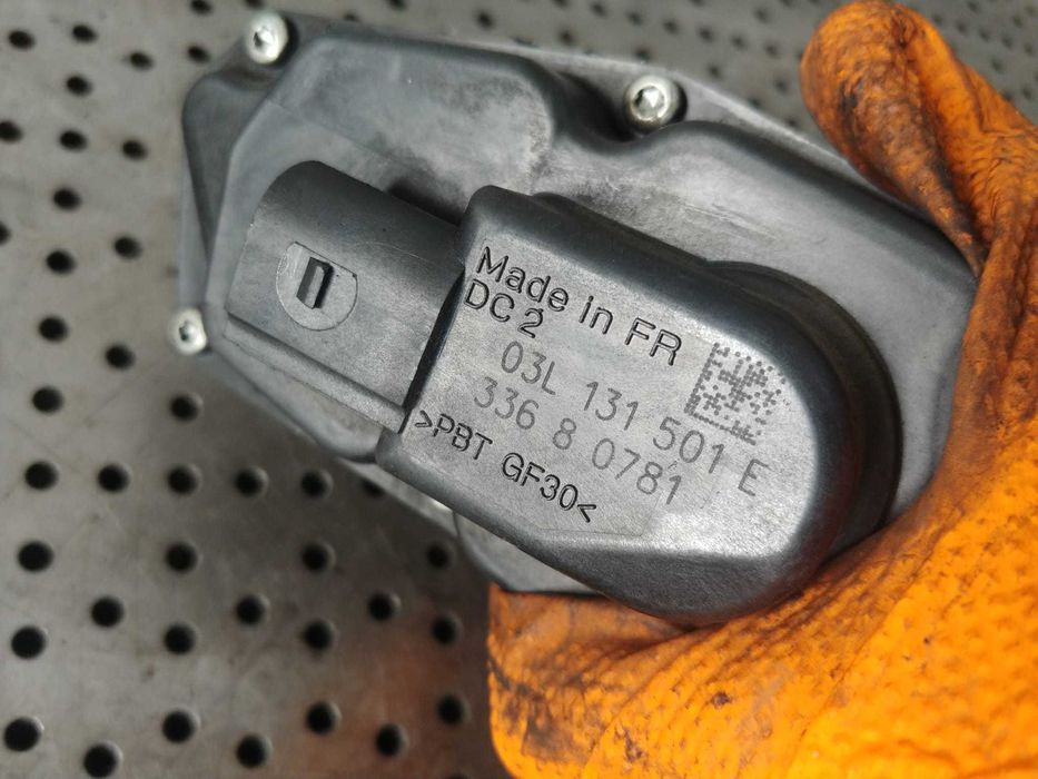 egr 2.0 tdi cbd audi a3 8p a4 b8 a5 8f vw golf 6 passat b7 tiguan 5n  03l131501e