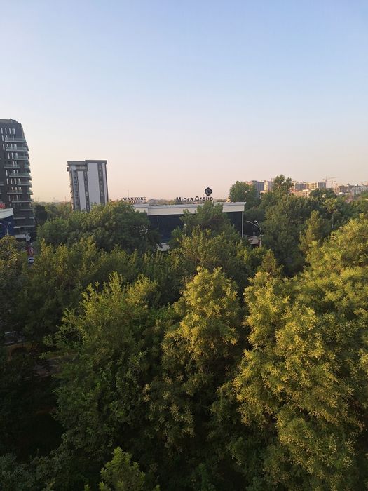 Продаётся 5 комнатная квартира