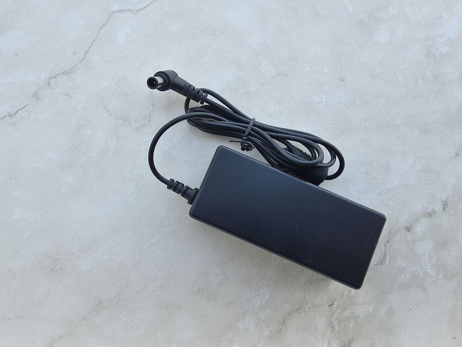 Alimentator LG 19,5V 1,7A mufa cu pin
