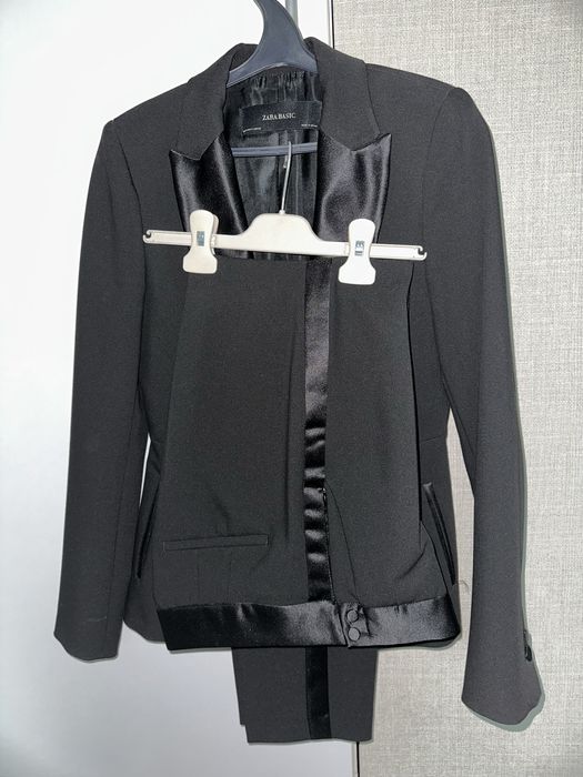 Брючный костюм Zara