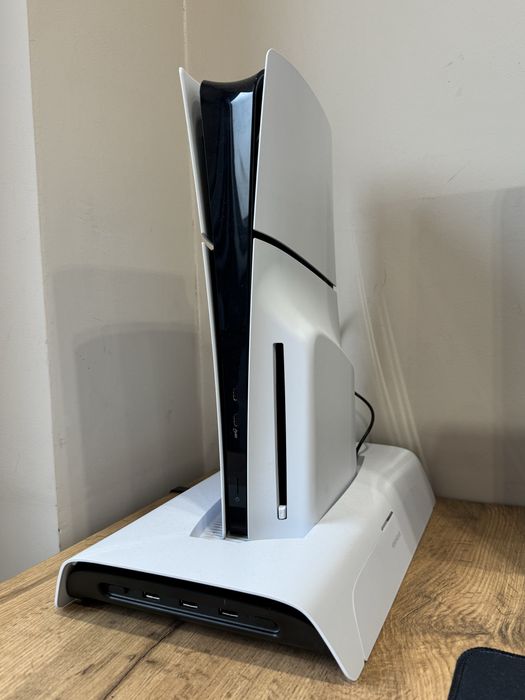 PS5 Slim 2 Tb + 2 диска