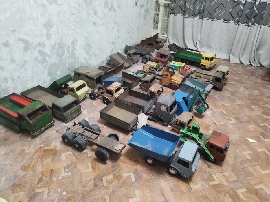 Запчасти на игрушки СССР.