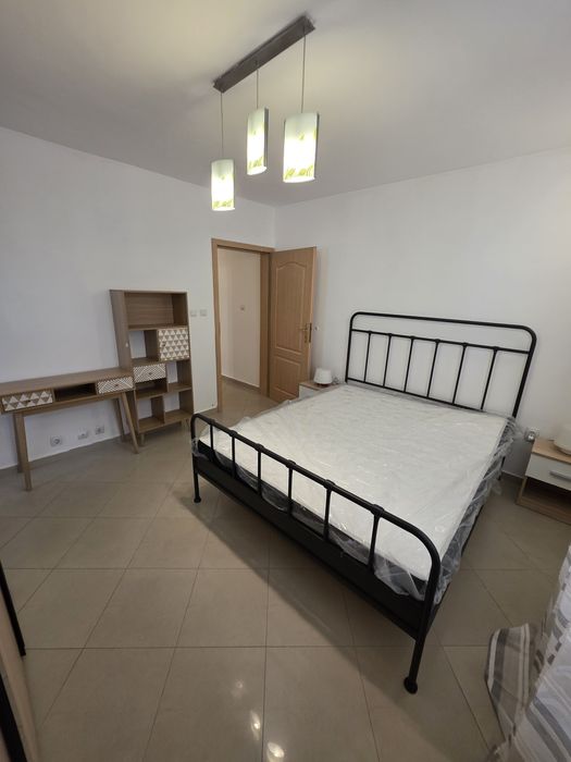 Дава се под наем Четиристаен апартамент в София, Изток - 150 кв.м за 1173 € - Снимка #12