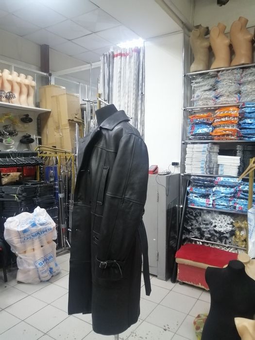 Кожаный плащ мужской