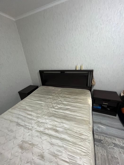 Продам спальный гарнитур