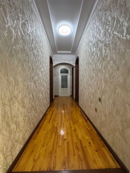 Ибн Сино строй март савдо маркази рўпарасидаги махаллада