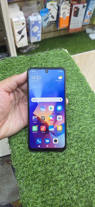 Redmi Note 9Pro Sotiladi.