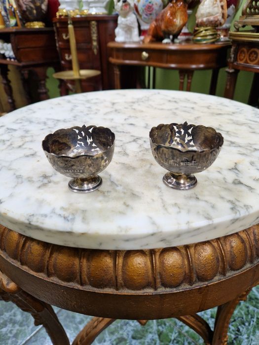 Чифт страхотни антикварни сребърни зарфове