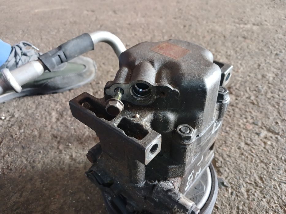 Компрессор кондиционера Мазда 323