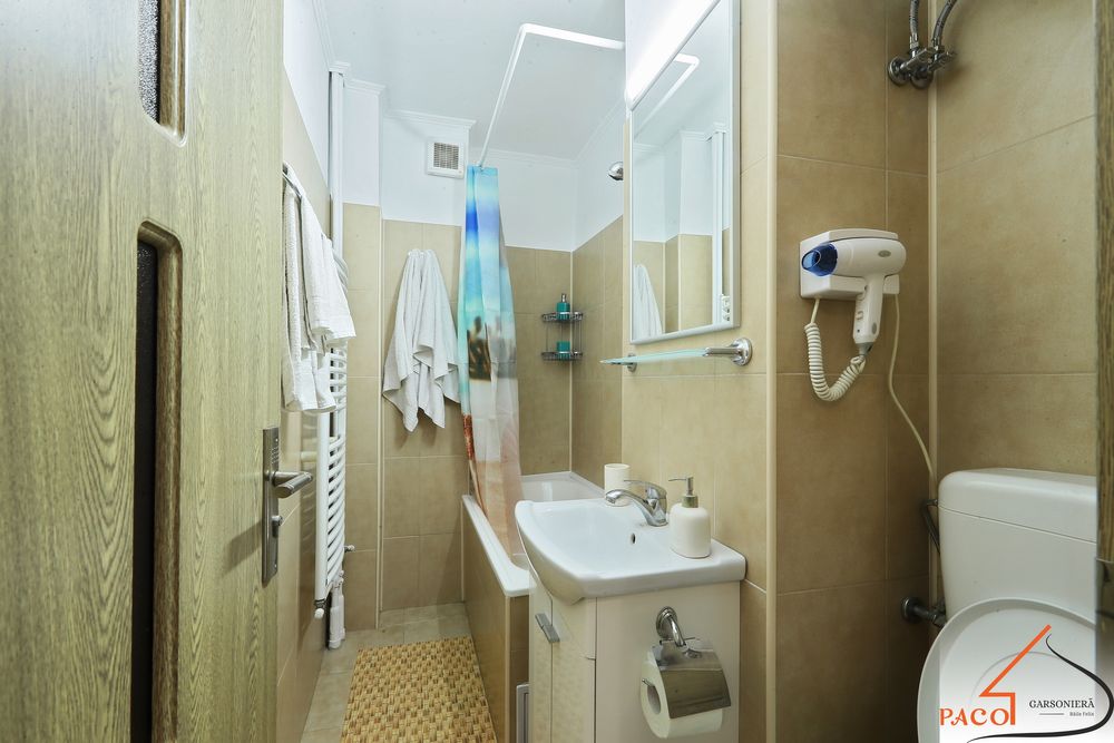 Garsoniera lux de închiriat Băile Felix cazare regim hotelier central