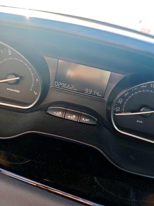 PEUGEOT 208 2016 — imagine 4