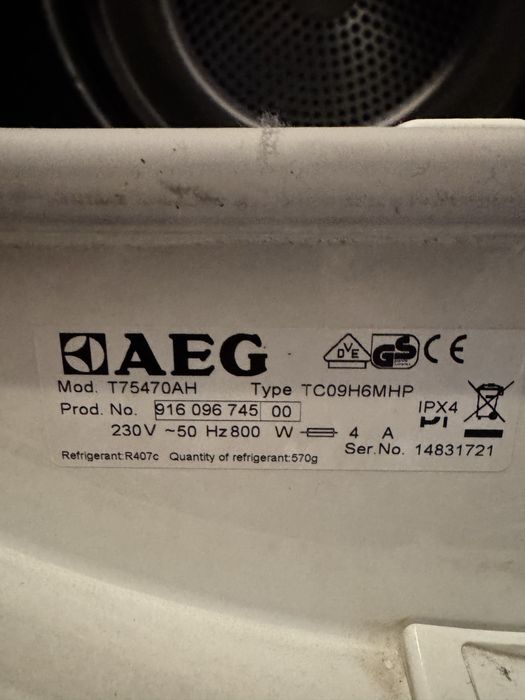 Сушилня с термопомпа AEG T75470AH