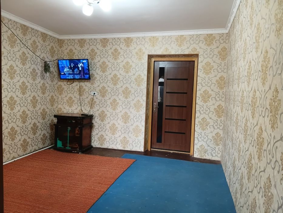 Uy hovli sotiladi obmen bolad