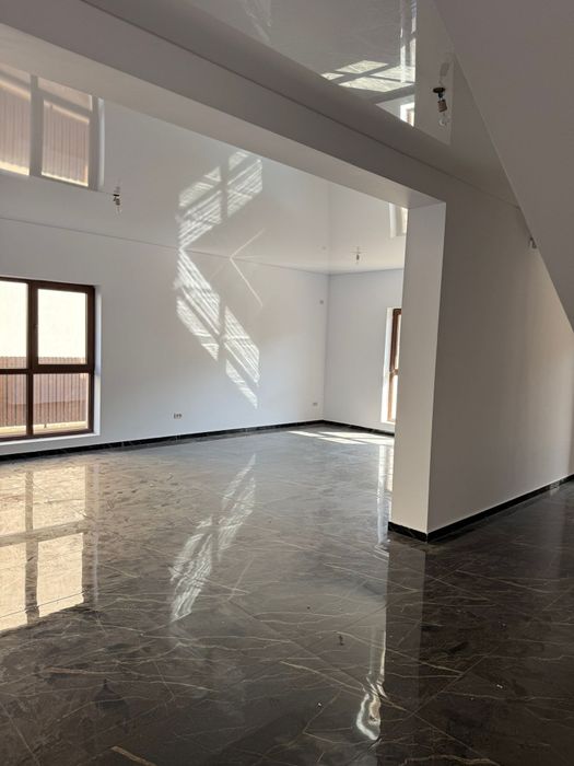 Inchiriez casa NOUA P+1E+M cu o suprafata de 191.70 Mp utila Dobroesti Ilfov