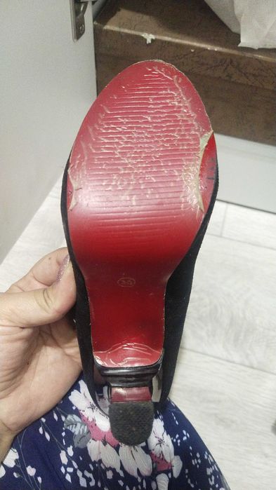 Продам туфли и босоножки