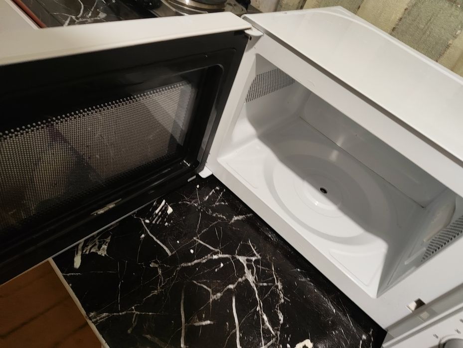 Микроволновая печь,микроволновка