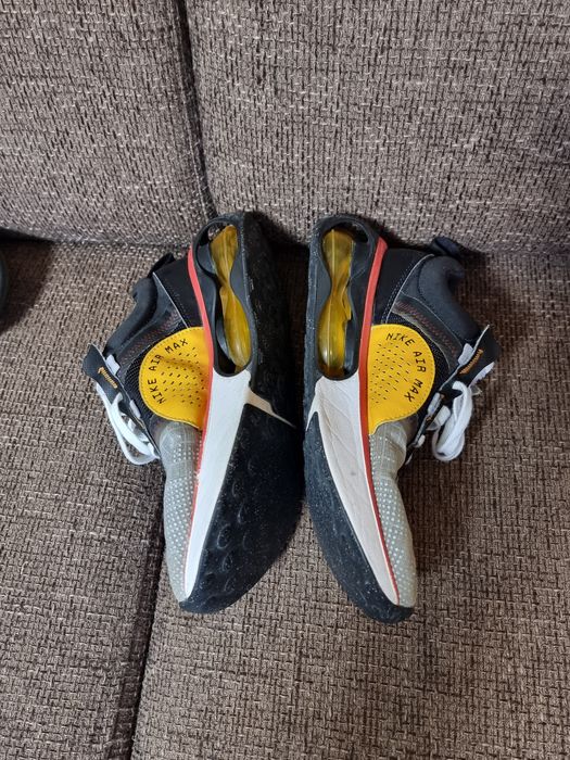 Adidasi nike air  max nr 38