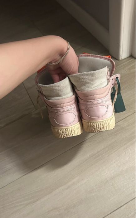 Off-White Off-Court 3.0