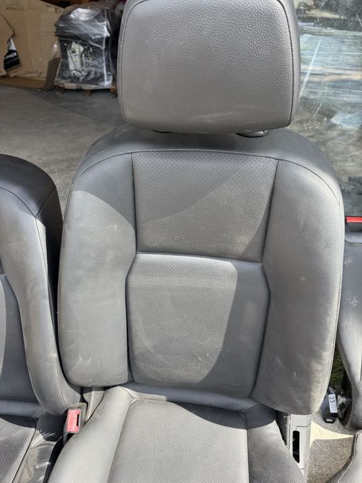 Кожен салон за Mercedes-Benz W204 комби със забележка ном 500