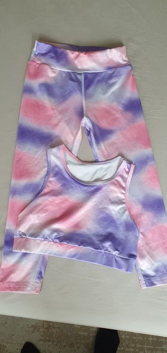 Costume de gimnastica pentru fetițe 30 de lei bucata