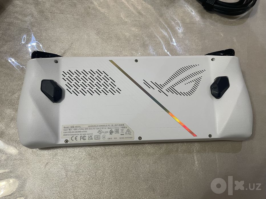 Asus ROG Ally Z1 Extreme 16GB/512GB