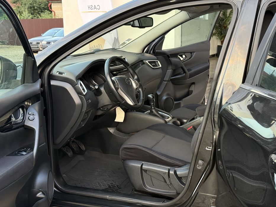 NISSAN Qashqai 11/2015 Euro 6 1.6 DCi 130 CP SE POATE IN RATE