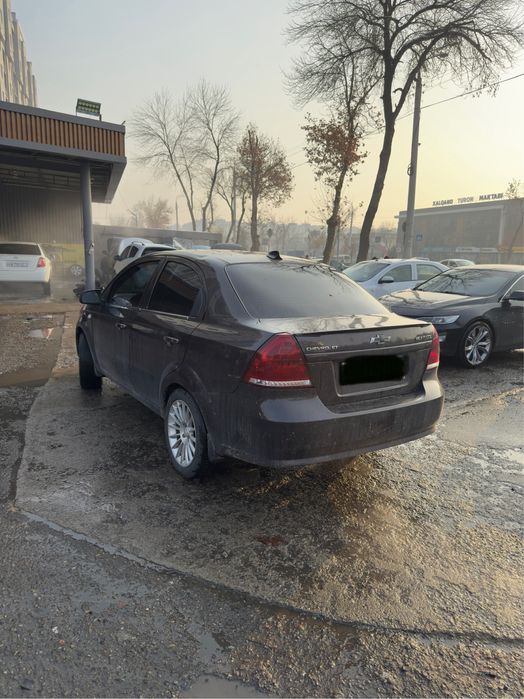 5800$. Nexia 3 Mexanika. 2017 yil. Metan.